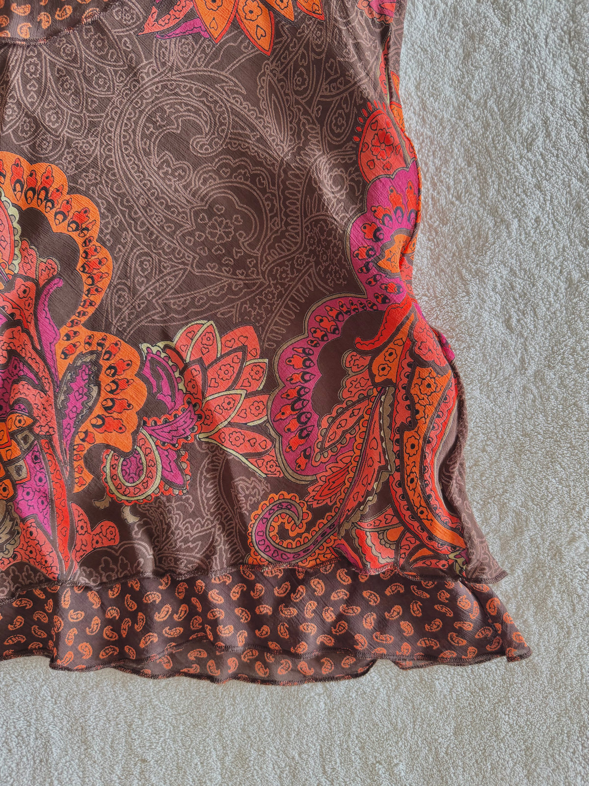 y2k vintage fitted brown and orange paisley print cami top