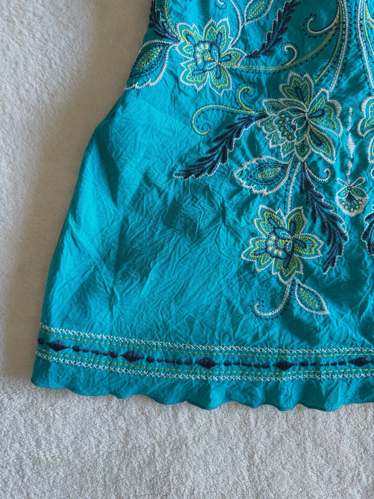 y2k vintage teal blue tie back fitted cami top with expansive floral embroidery