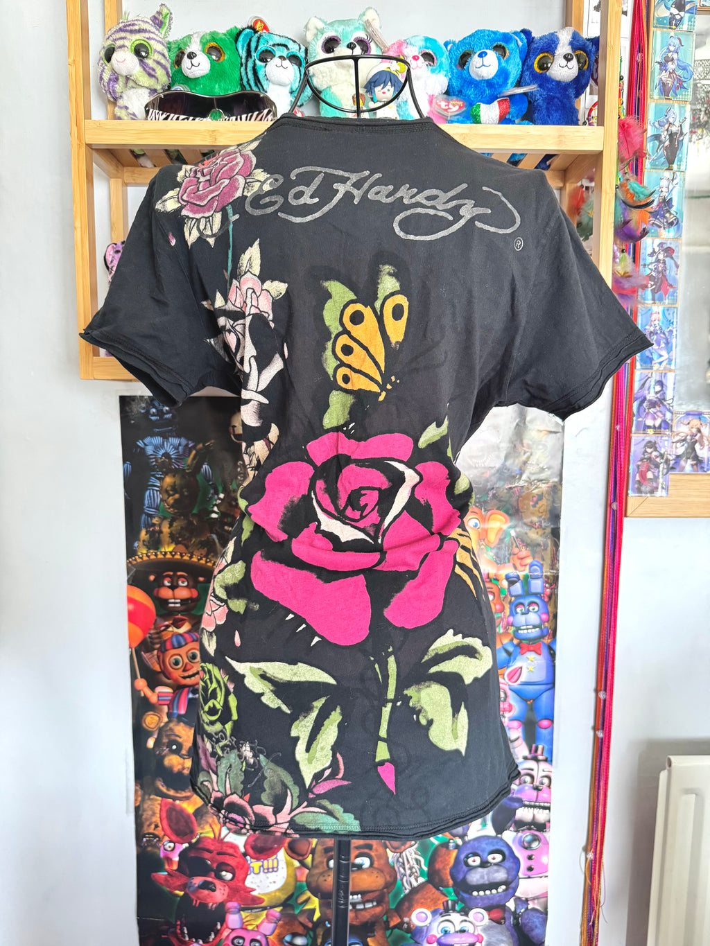 y2k vintage graphic rhinestone embellished vneck fitted tshirt