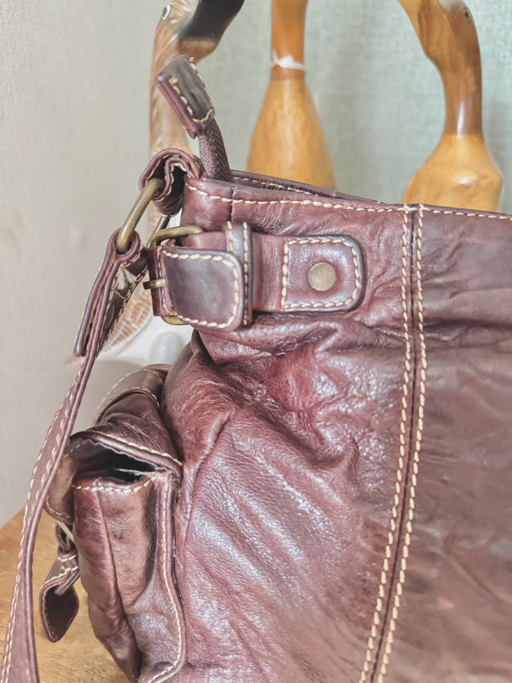 y2k vintage brown real leather golden hardware detail buckle shoulder bag