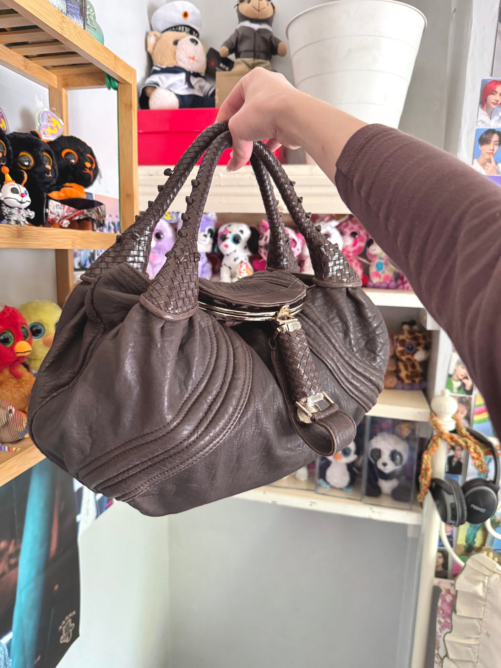 y2k vintage 2005 brown nappa calfskin leather boho slouchy Fendi Spy bag