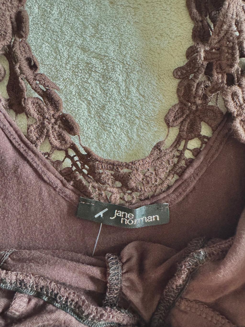 y2k vintage chocolate brown ruched fitted lace back cami top