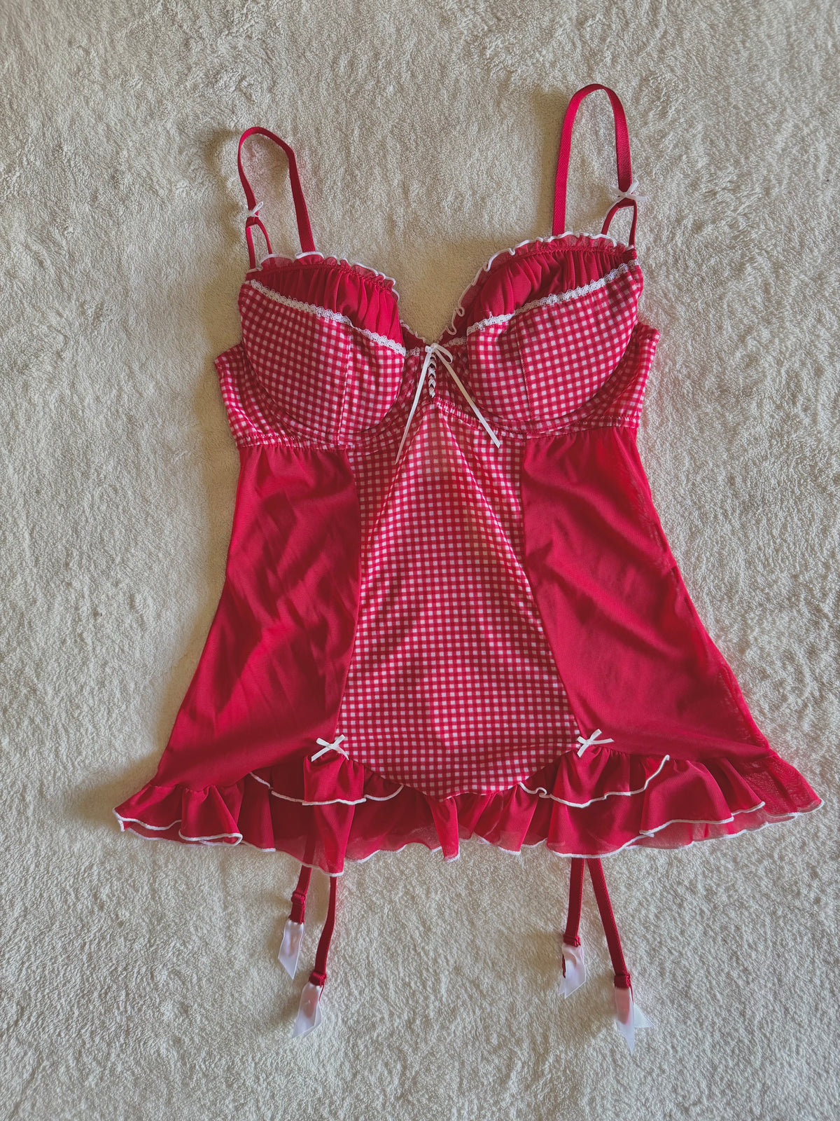 y2k vintage gingham red and white fitted mesh cami top coquette