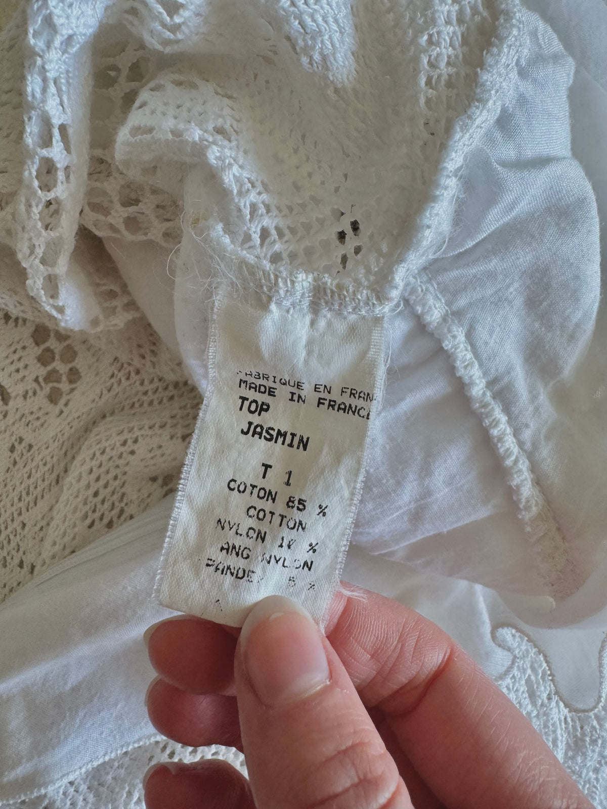 y2k vintage white crocheted cropped and fitted fairy hem cami top