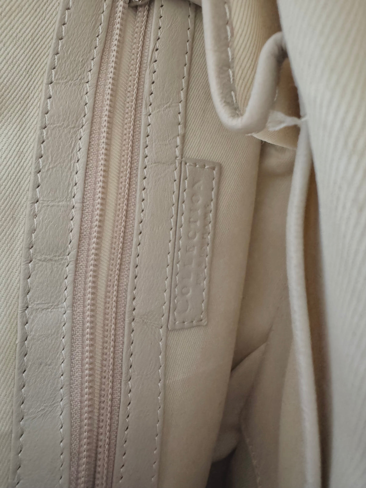 y2k vintage cream contrast stitching shoulder bag with flower charm