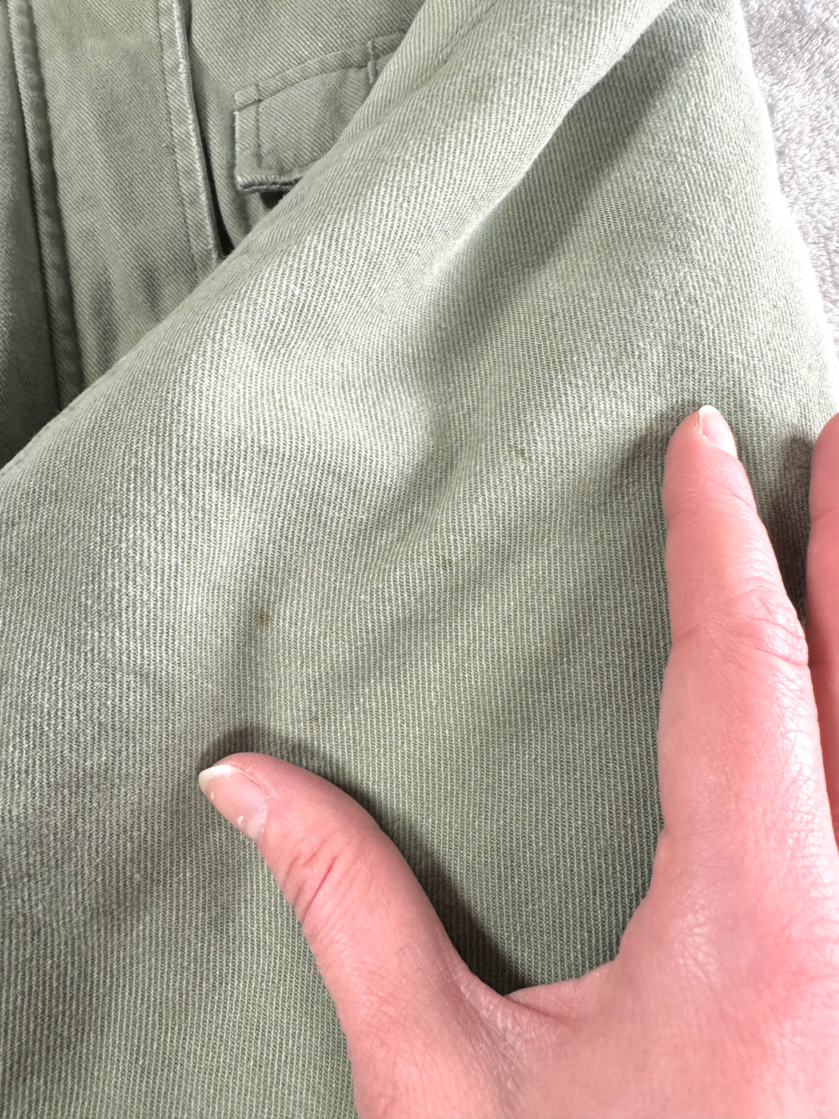 y2k vintage sage green fitted button up parka jacket with faux fur trim hood and cinch waist