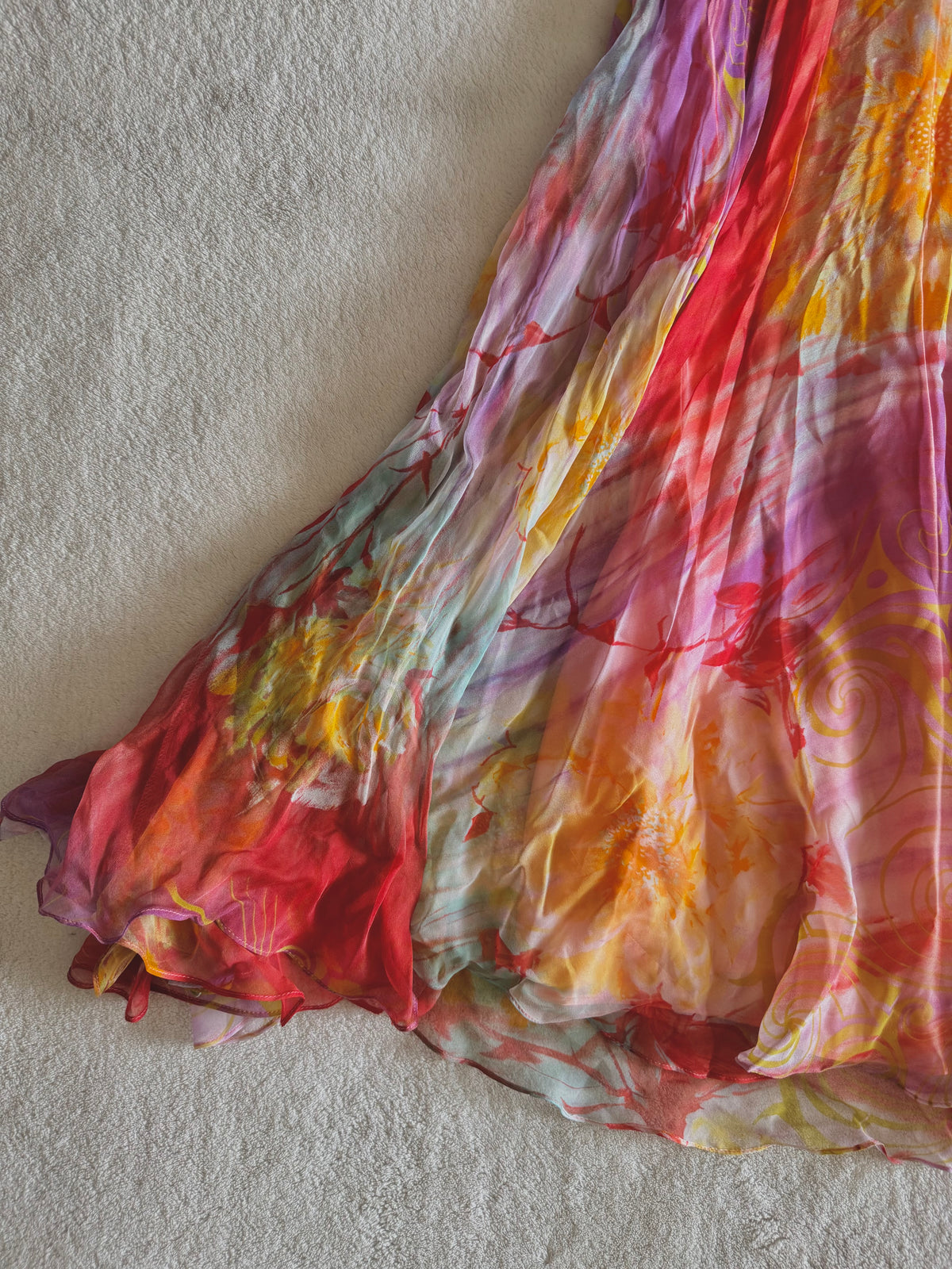 y2k vintage silk summer multicolour maxi dress with matching cardigan zara larsson
