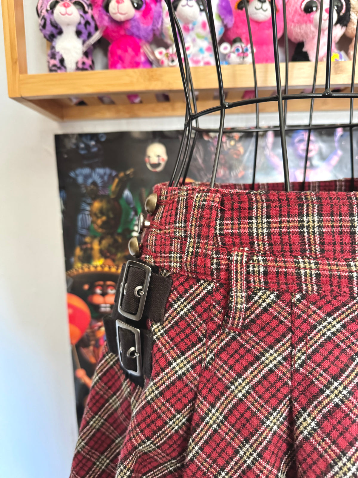 y2k vintage low waisted tartan pattern red ruffled mini skirt with buckles