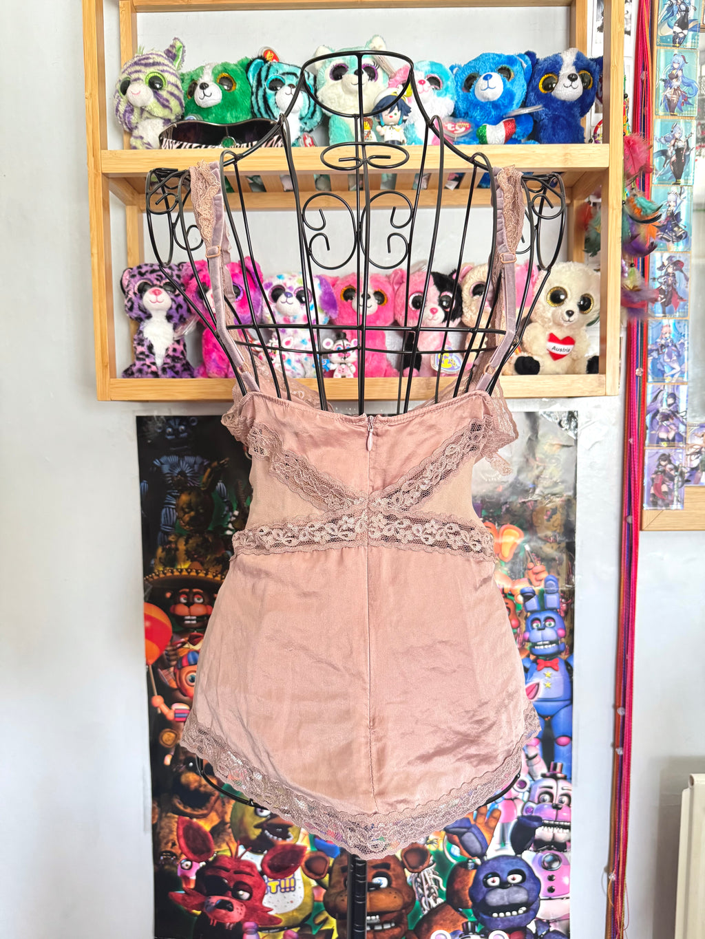 y2k vintage silk dusky pink fitted floral lace trim cami top
