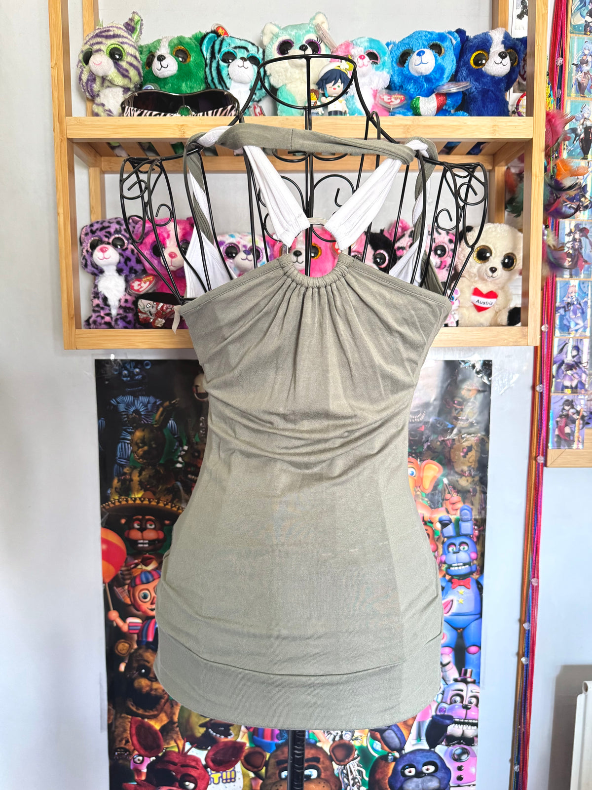 y2k vintage khaki green and white layered cowl neck fitted top with o-ring back