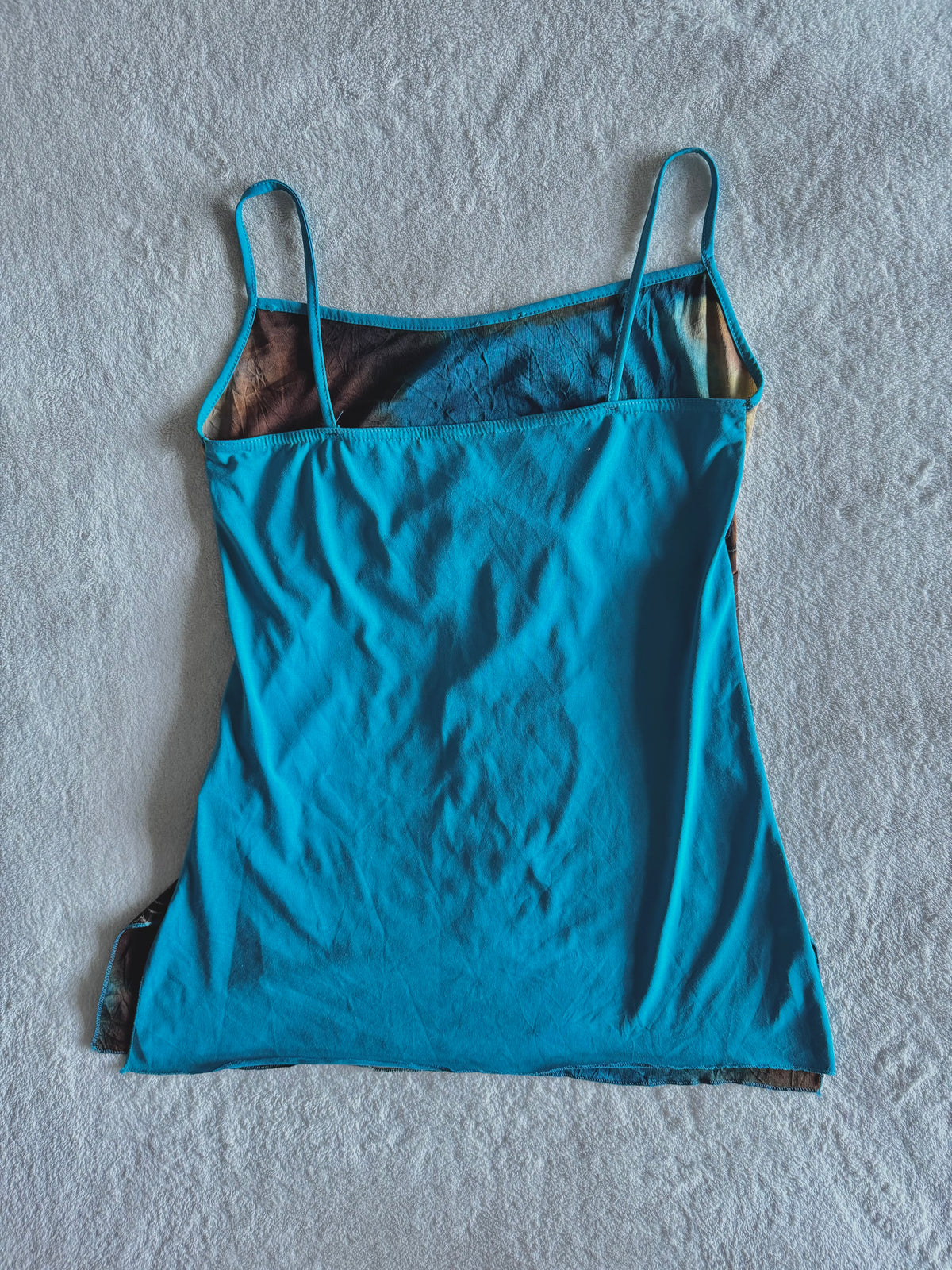 y2k vintage fitted aqua blue ombre earth cami top with floral patterning