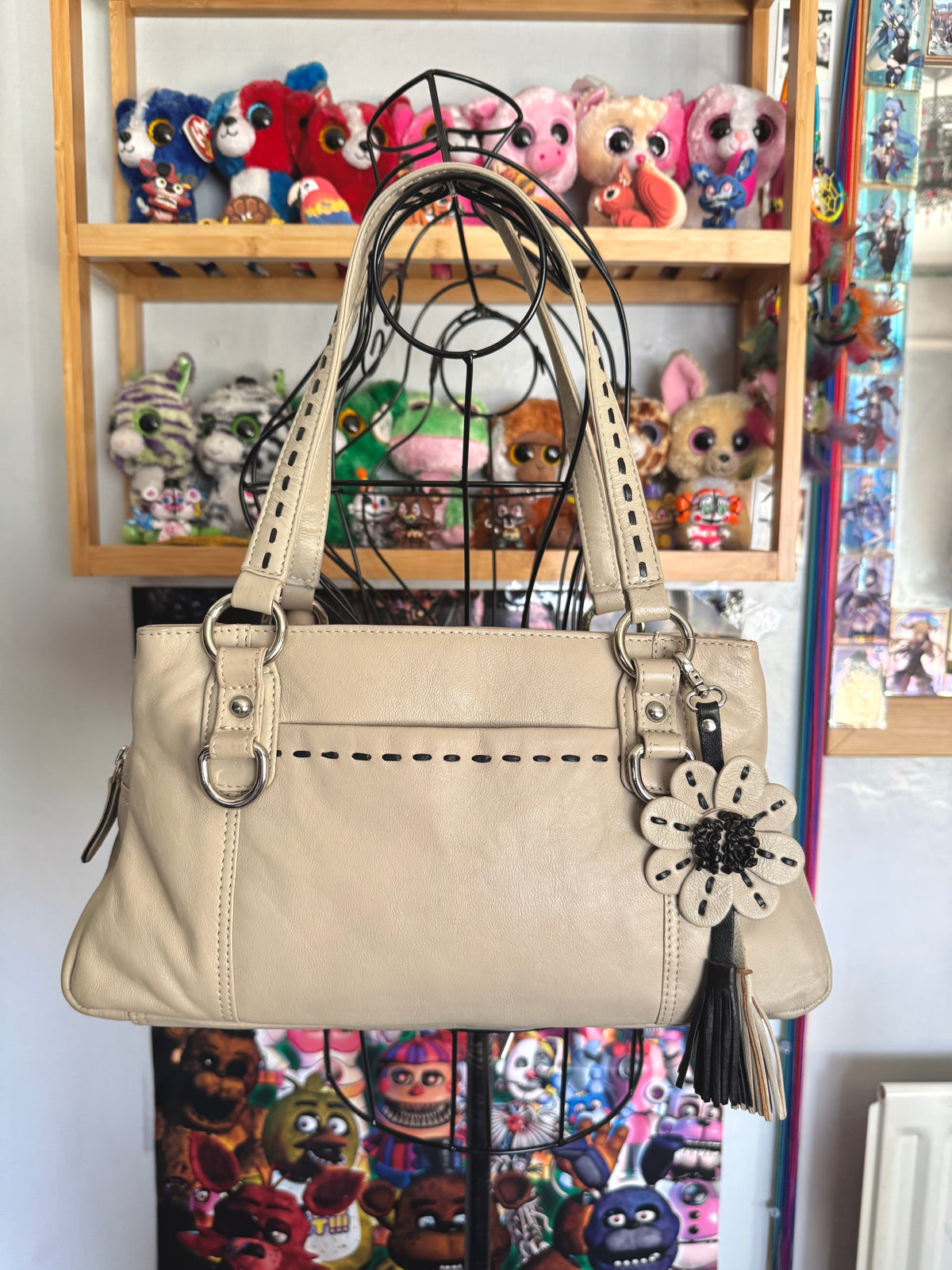 y2k vintage cream contrast stitching shoulder bag with flower charm