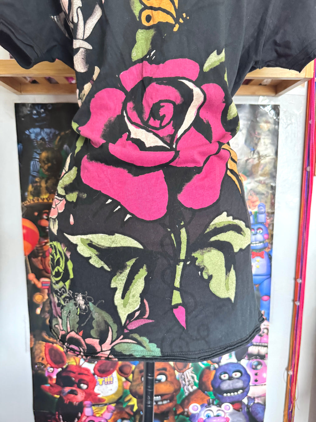 y2k vintage graphic rhinestone embellished vneck fitted tshirt