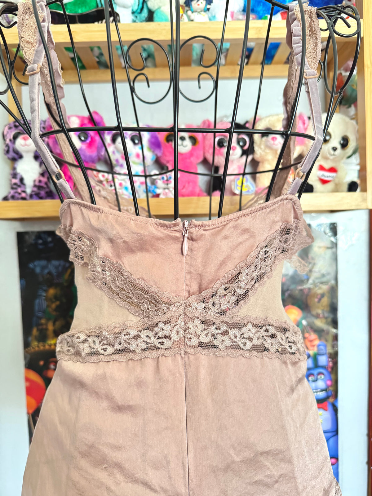 y2k vintage silk dusky pink fitted floral lace trim cami top