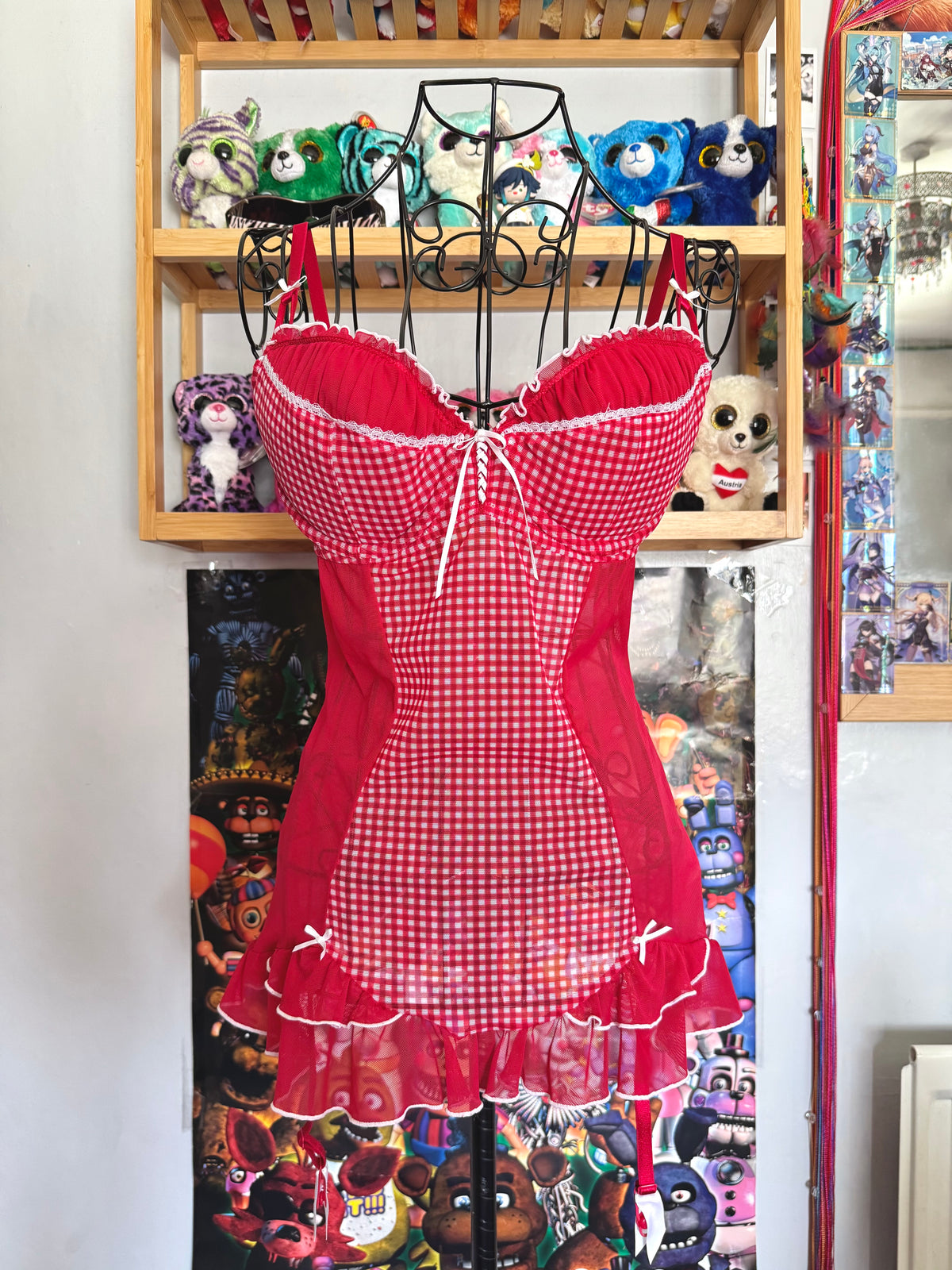y2k vintage gingham red and white fitted mesh cami top coquette