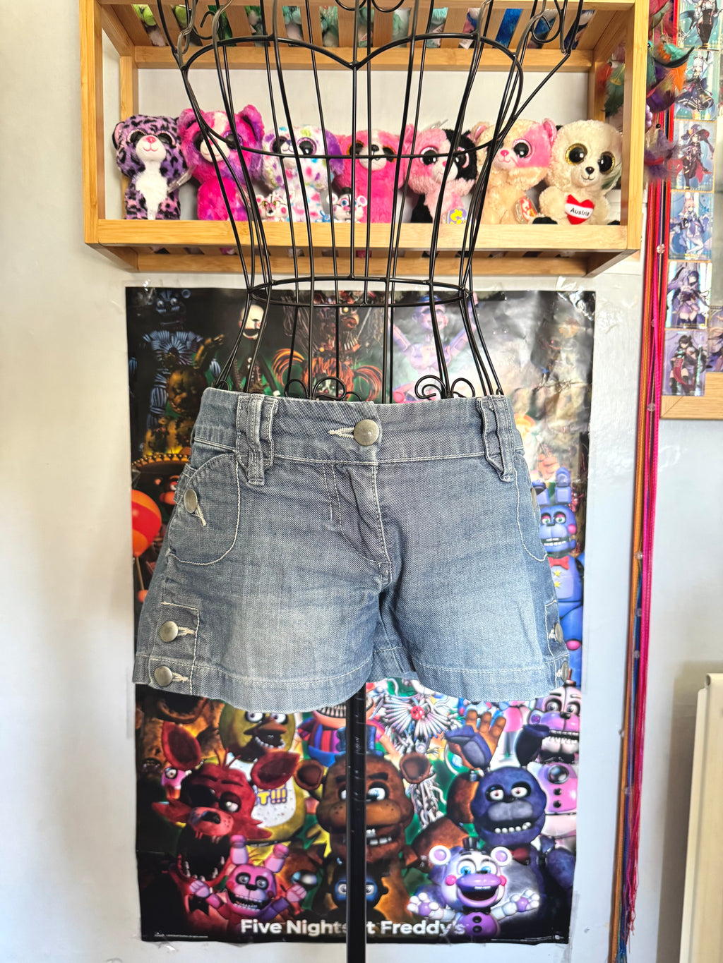 y2k vintage low waisted medium wash denim mini shorts