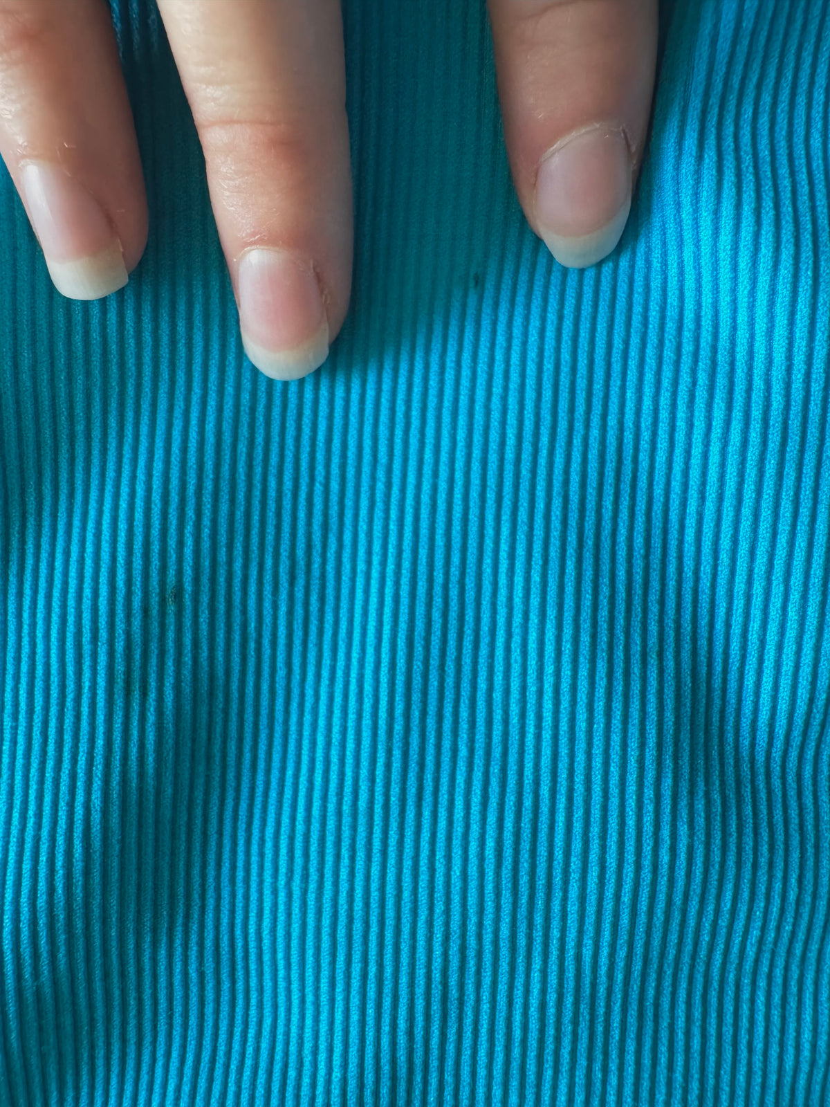 y2k vintage aqua blue seamless cami top with lace trimmings and rhinestones