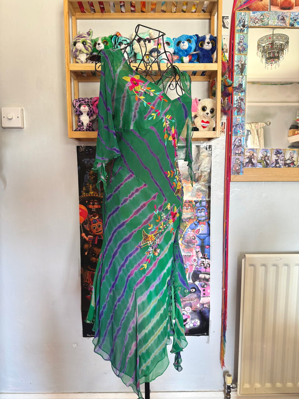 y2k vintage silk green flowy midaxi length dress with multicoloured embroidered details