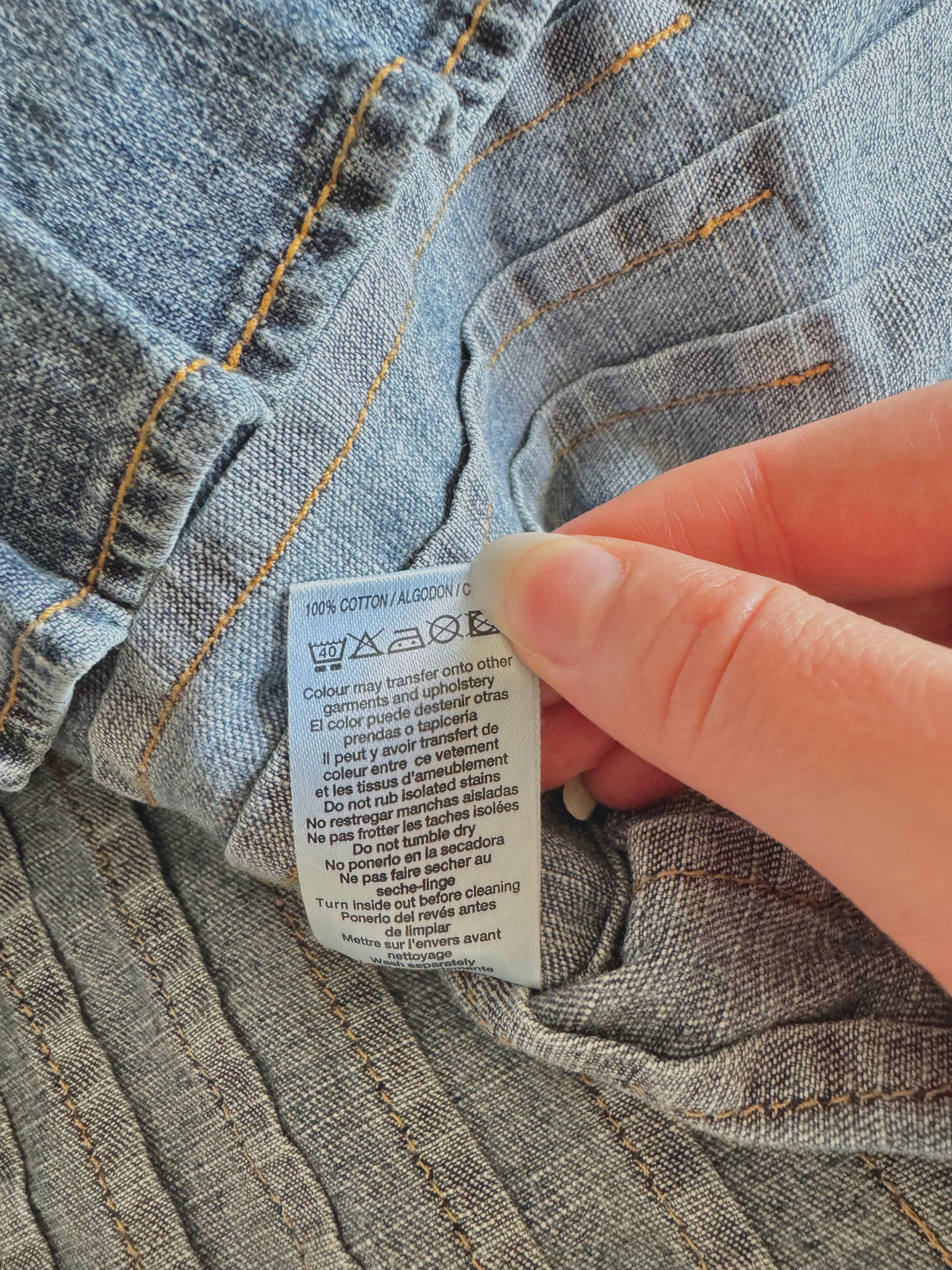 y2k vintage low waisted tightly pleated medium wash denim mini skirt