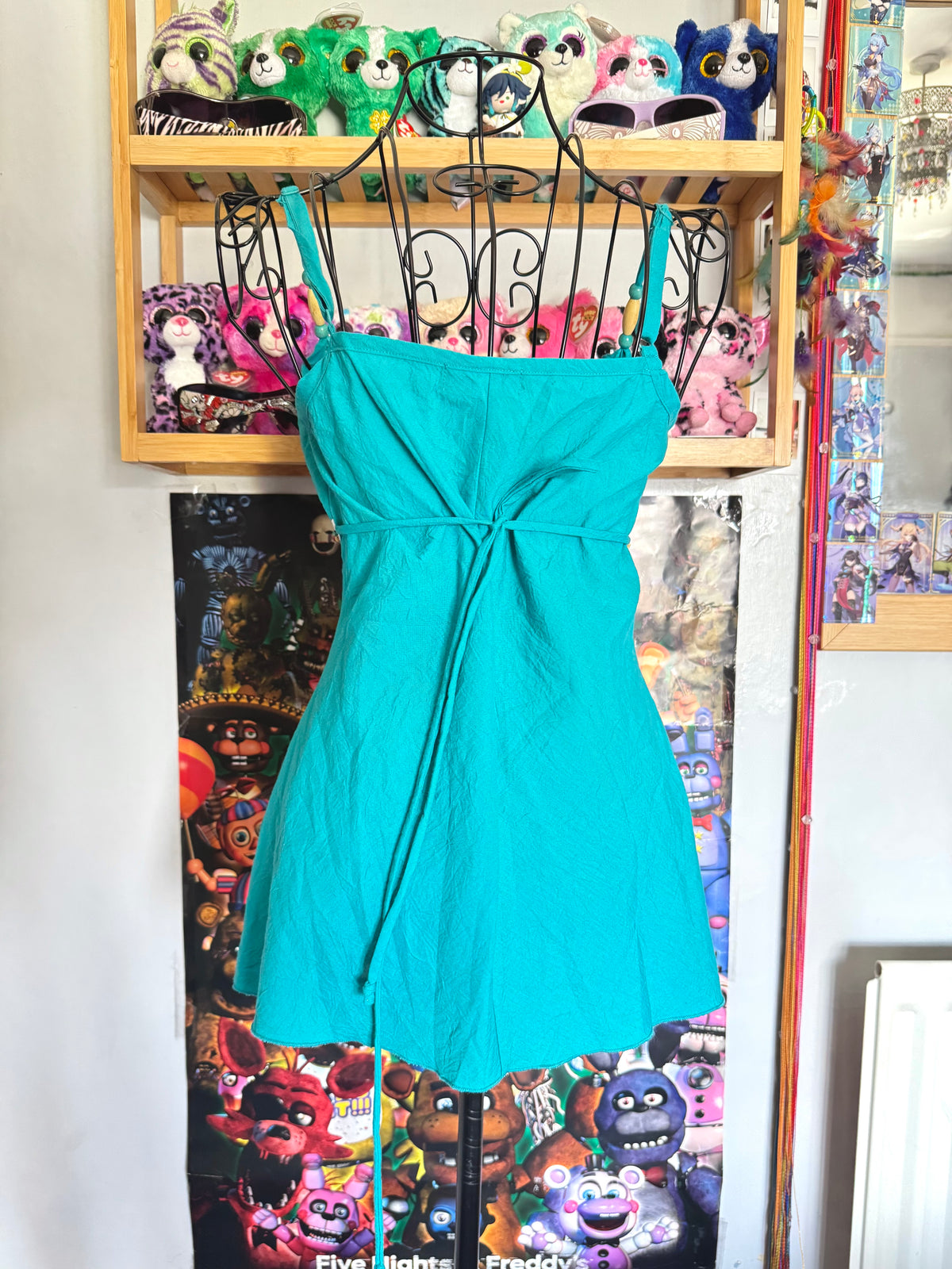 y2k vintage teal blue tie back fitted cami top with expansive floral embroidery