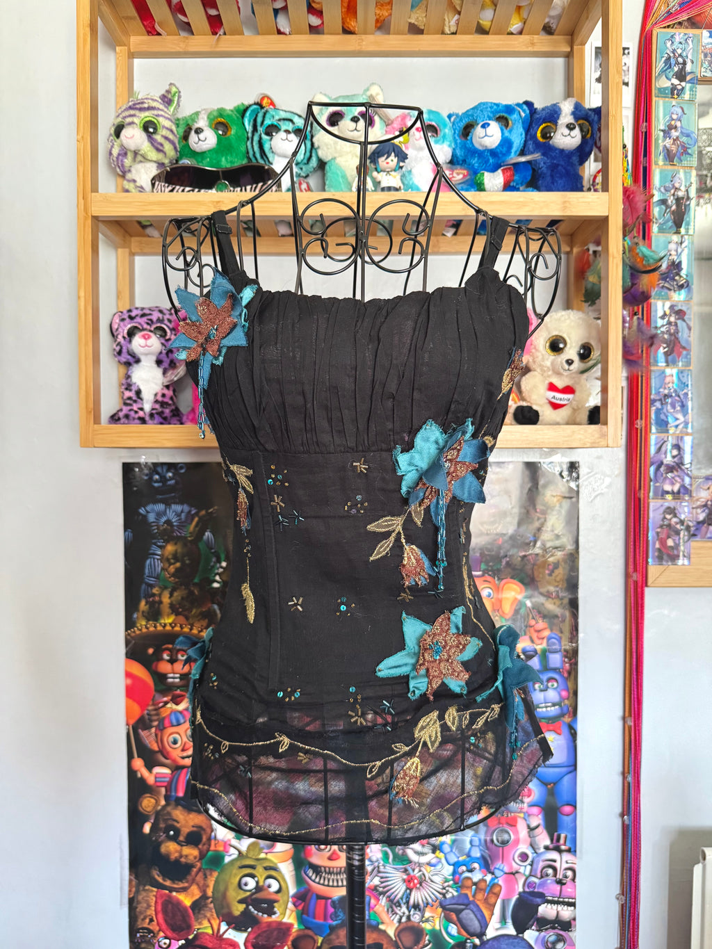 y2k vintage boned and fitted black cami top with floral embroidery
