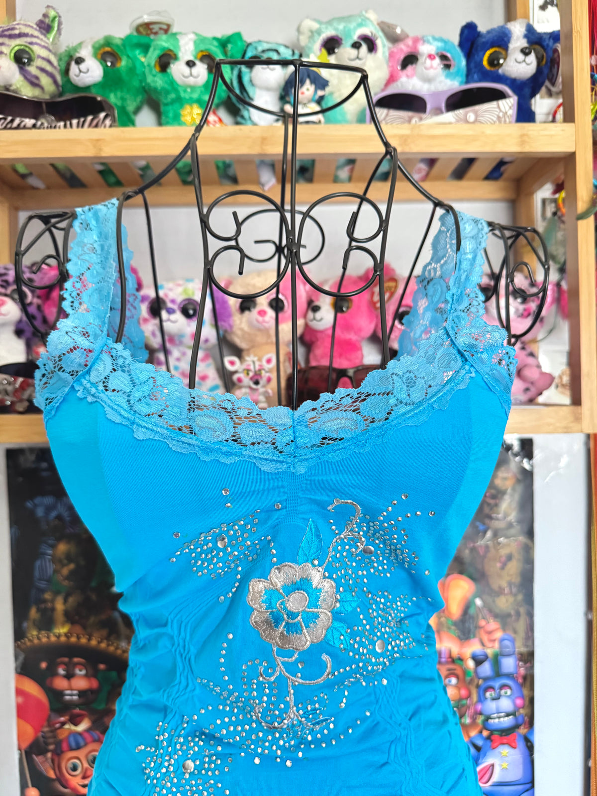 y2k vintage aqua blue seamless cami top with lace trimmings and rhinestones