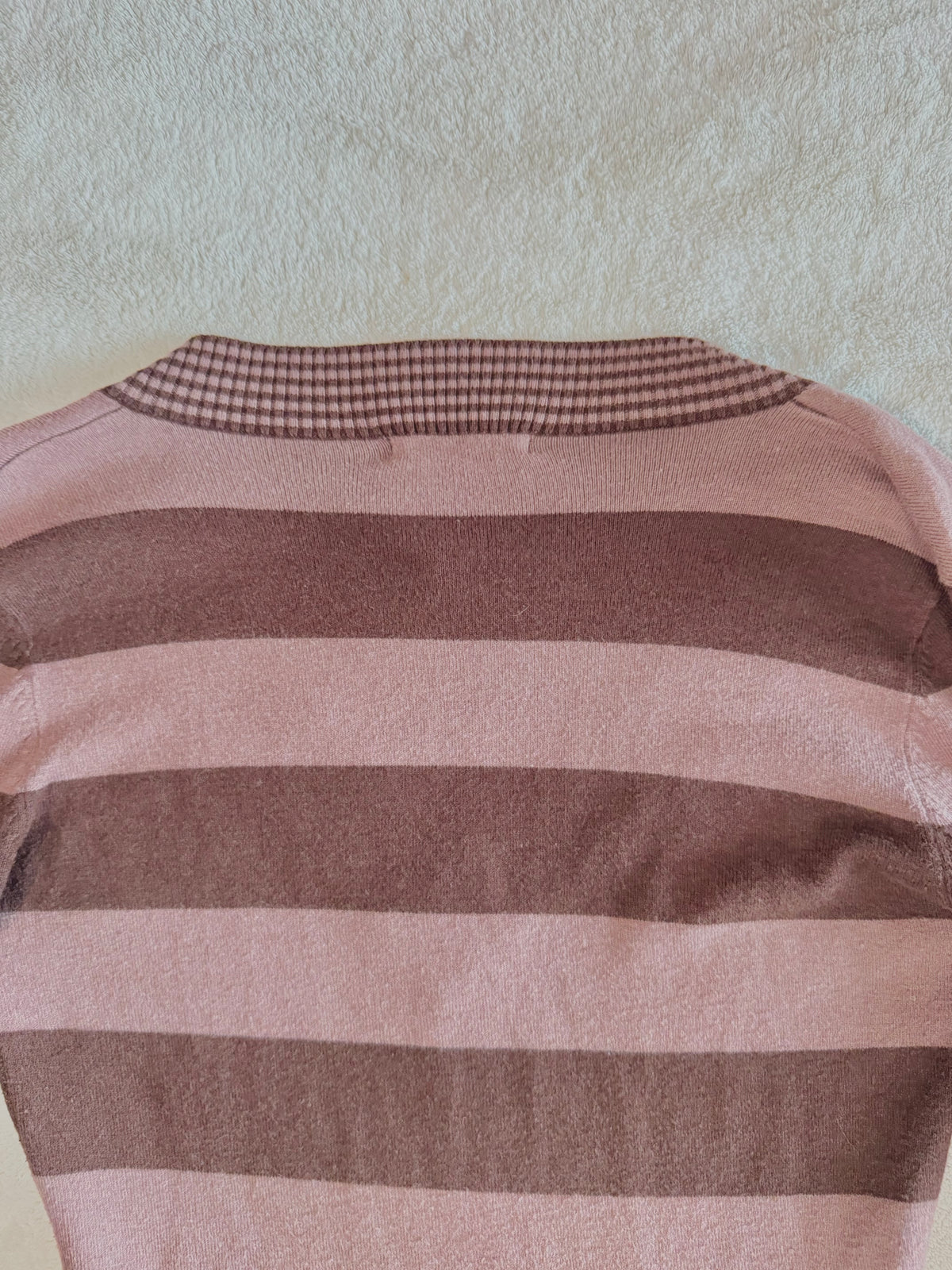 y2k vintage chocolate brown striped long sleeved vneck fitted jumper