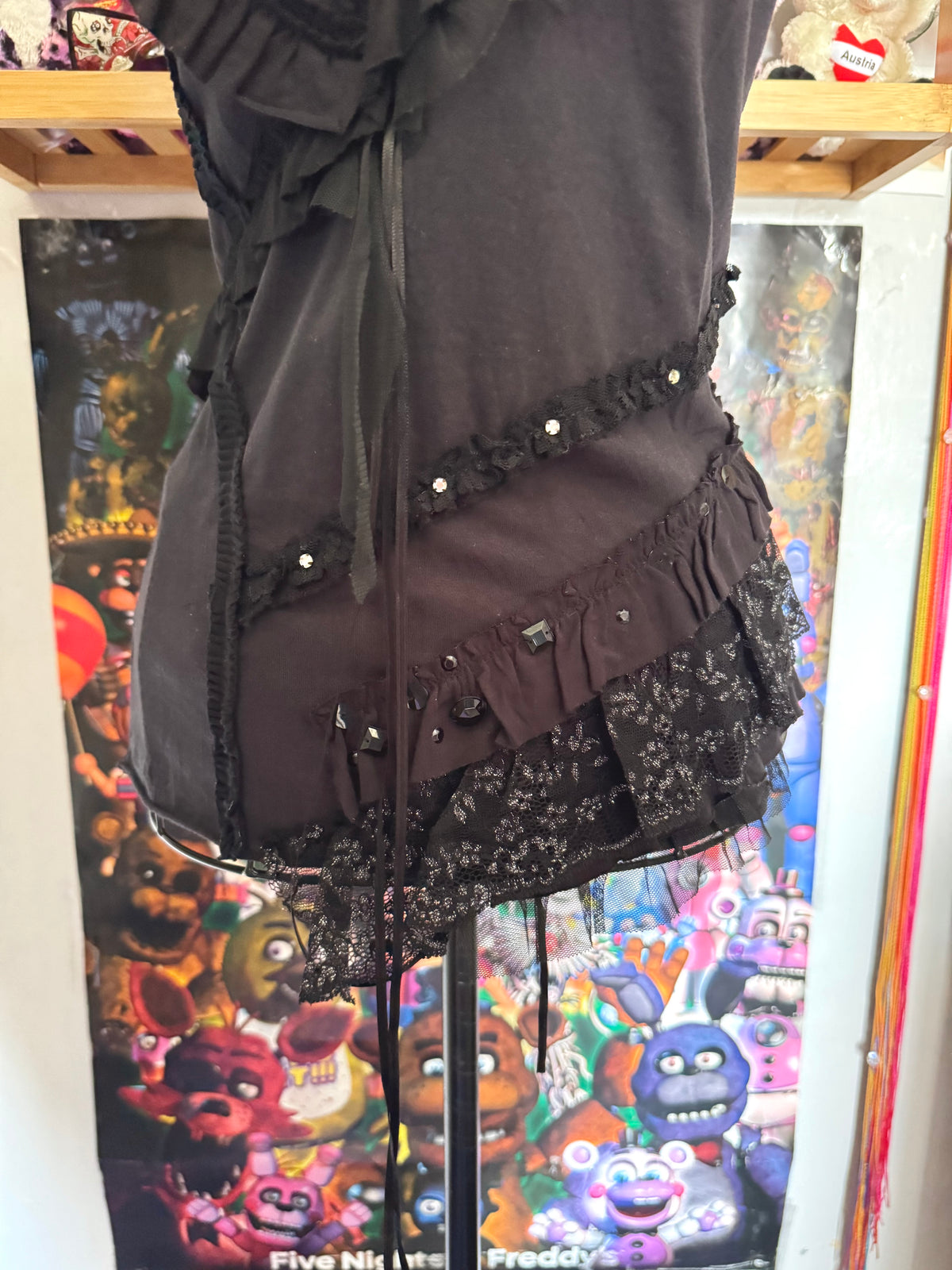 y2k vintage fitted sleeveless black vest top with lace trimmings and sequin embellishments