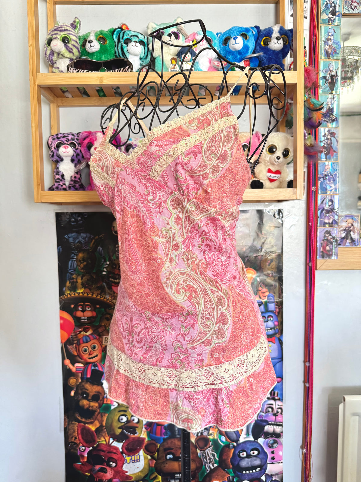y2k vintage paisley print pink fitted cami top with sequins and lace trimmings