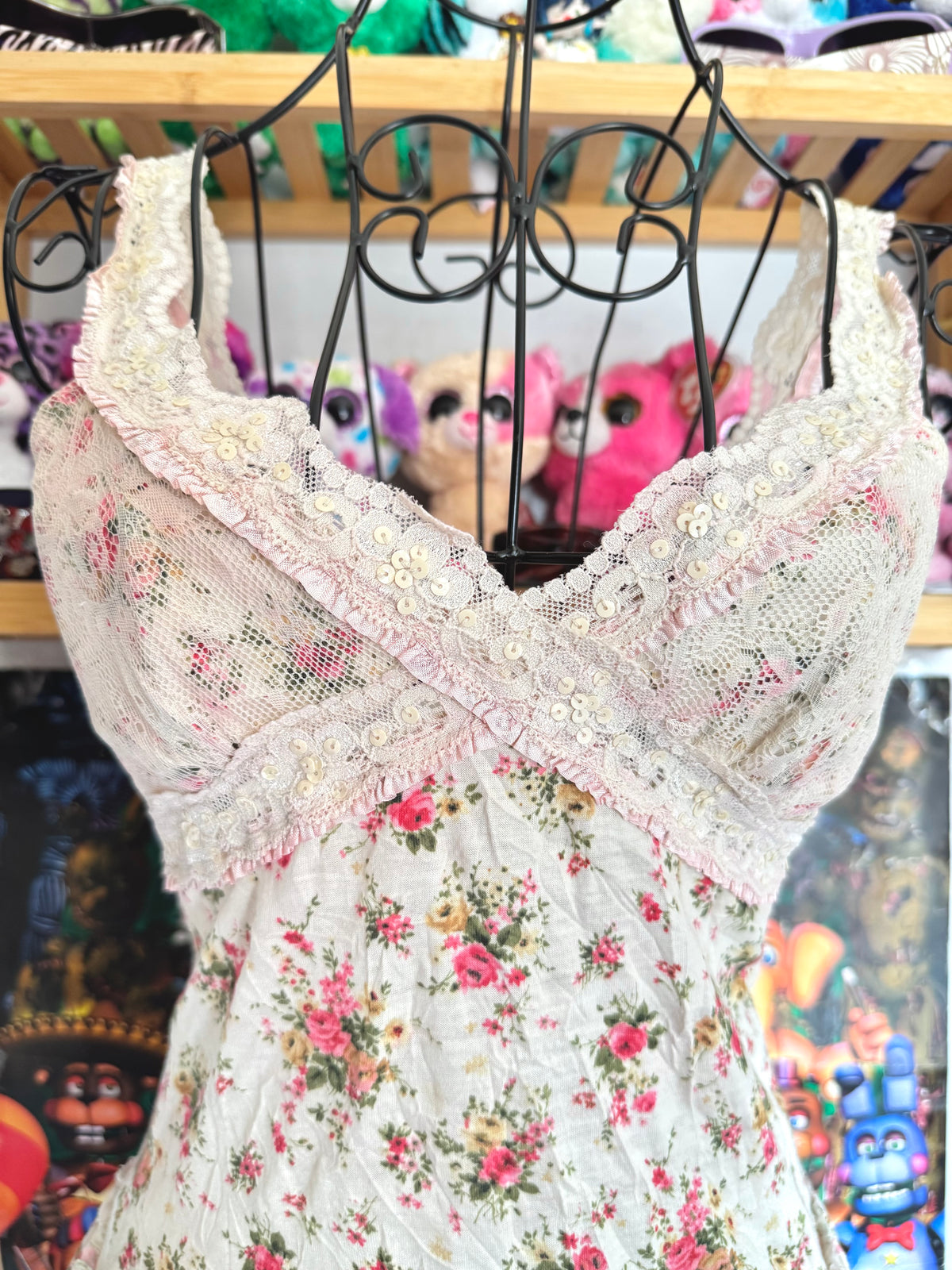 y2k vintage cream floral print sequin embellished ruffle lace trim cami top