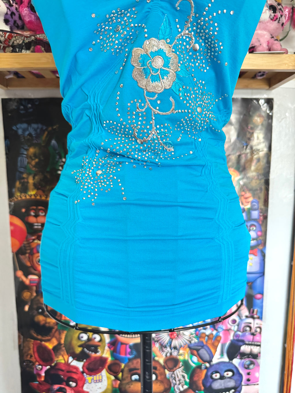 y2k vintage aqua blue seamless cami top with lace trimmings and rhinestones