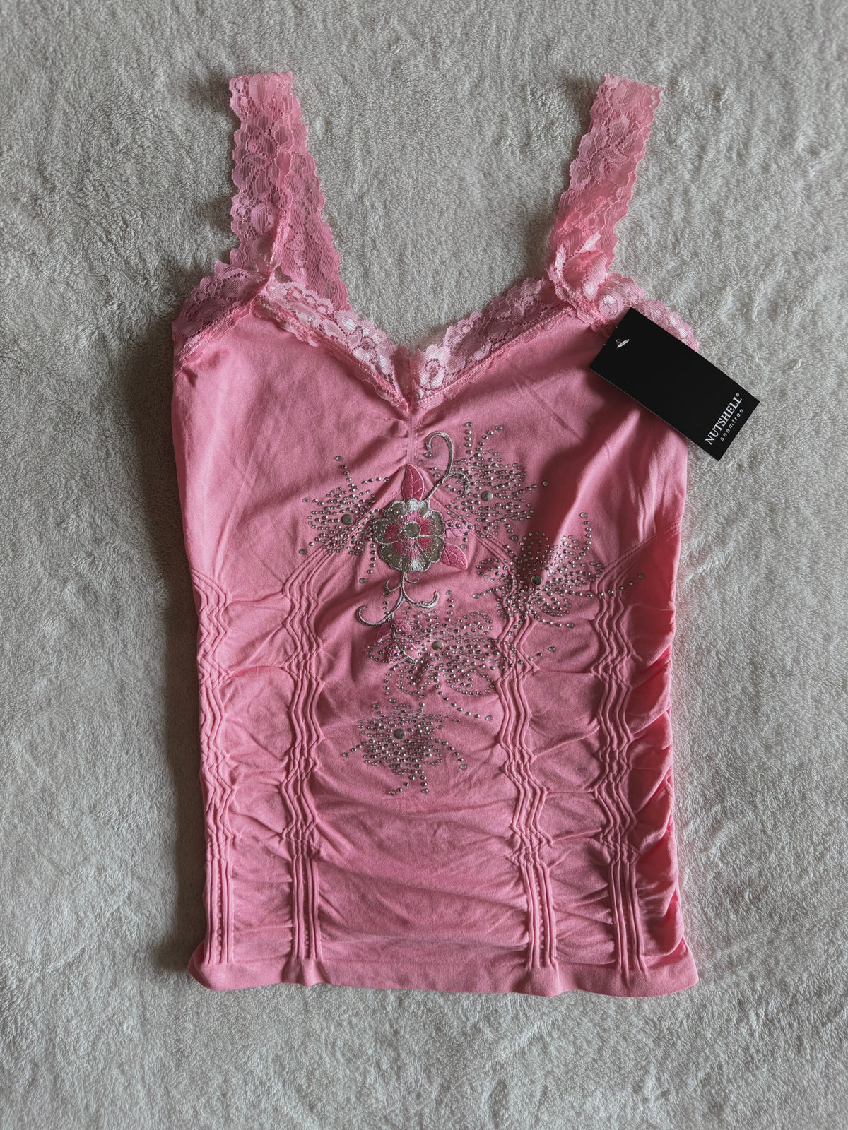 y2k vintage baby pink seamless cami top with lace trimmings and rhinestones