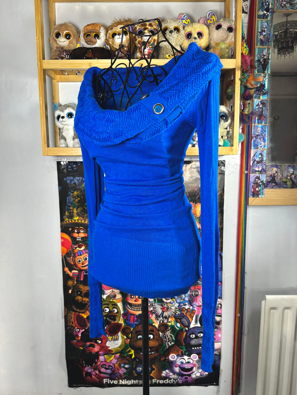 y2k vintage royal blue off shoulder fitted long sleeved top with ribbed knit detail