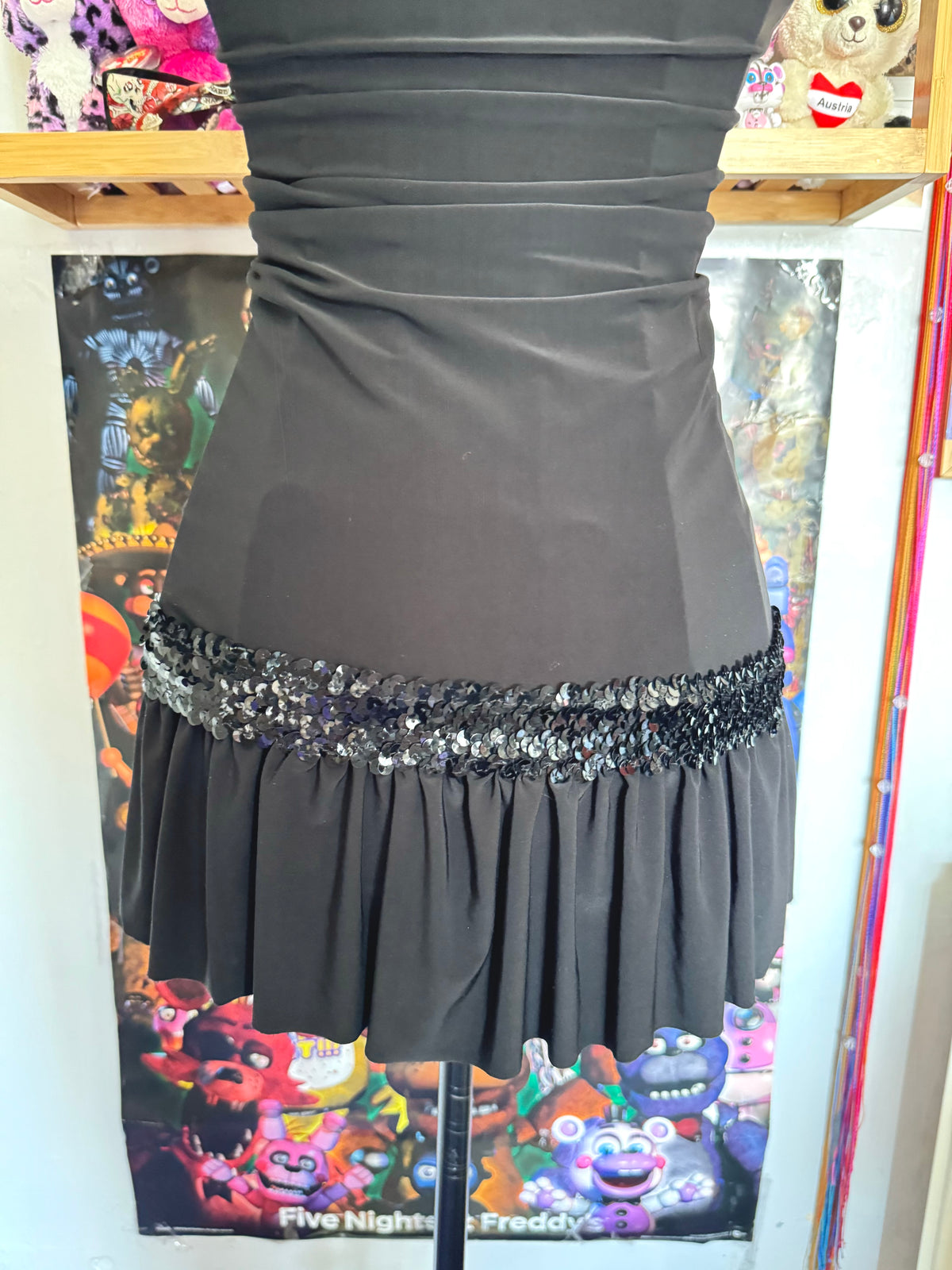 y2k vintage black slinky ruched ruffled vneck top with sequins