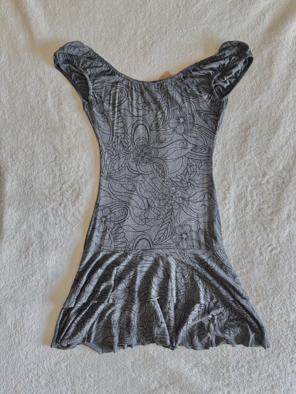 y2k vintage milkmaid floral print grey ruffle tiered mini dress