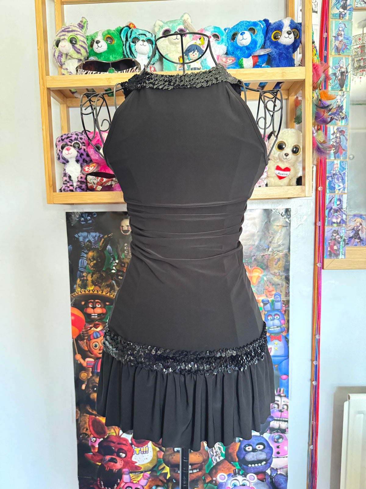 y2k vintage black slinky ruched ruffled vneck top with sequins