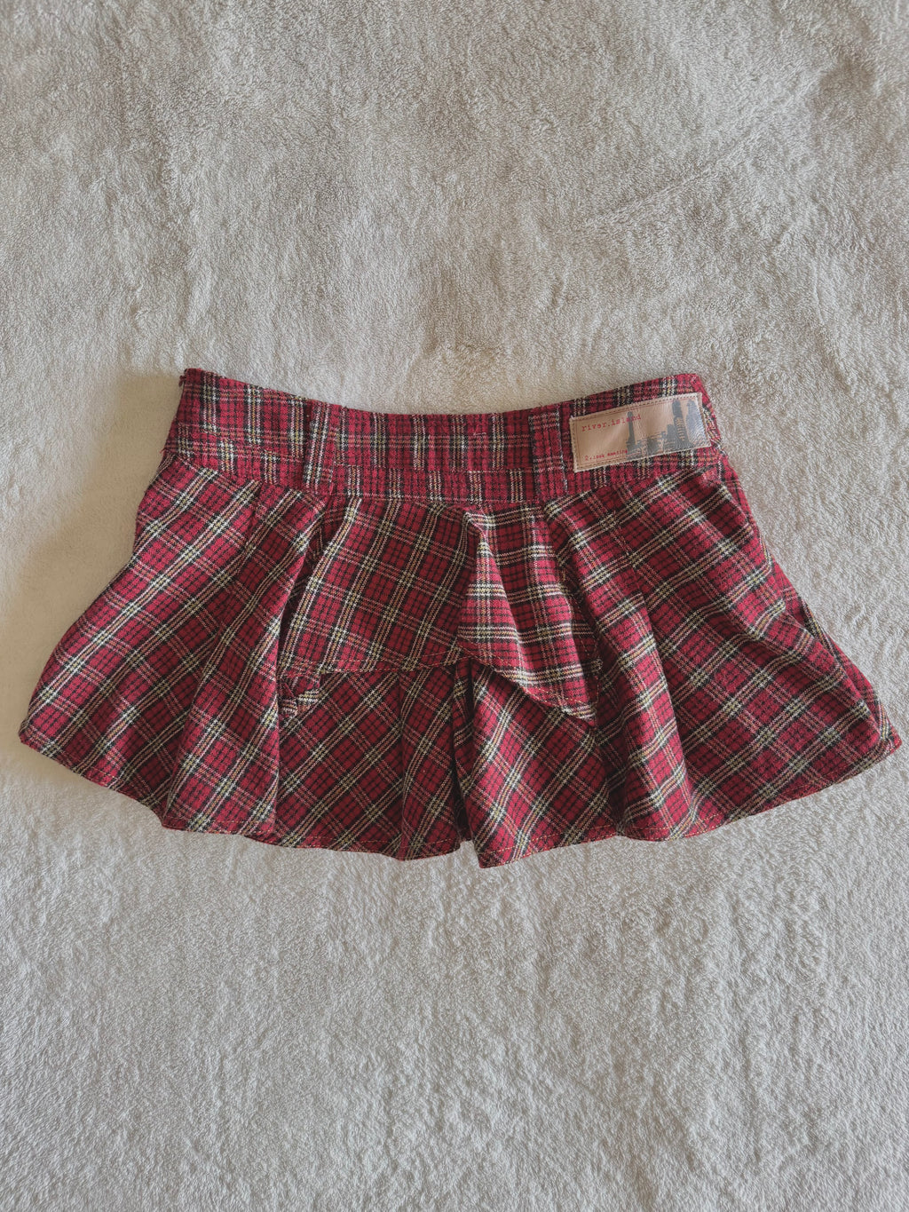 y2k vintage low waisted tartan pattern red ruffled mini skirt with buckles