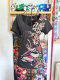 y2k vintage graphic rhinestone embellished vneck fitted tshirt