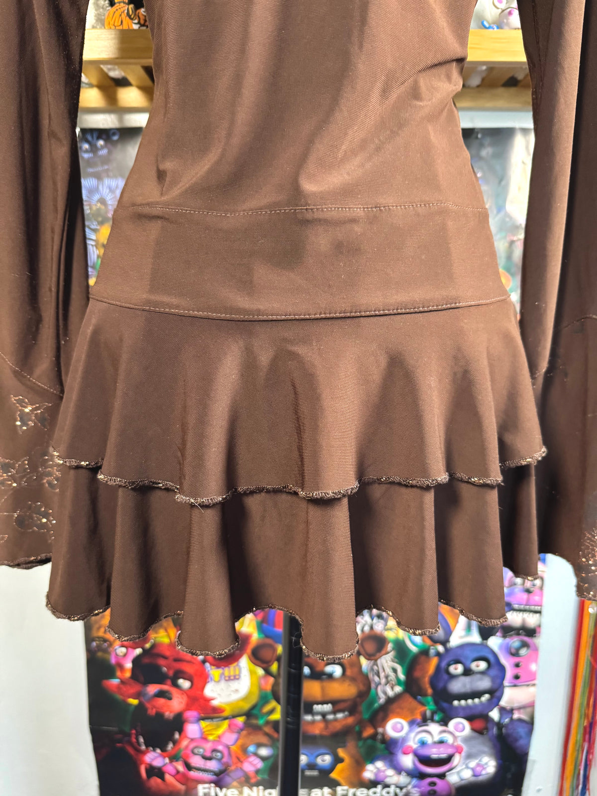 y2k vintage style brown fitted long sleeved floral layered top with ruffle tiered bottom fairycore