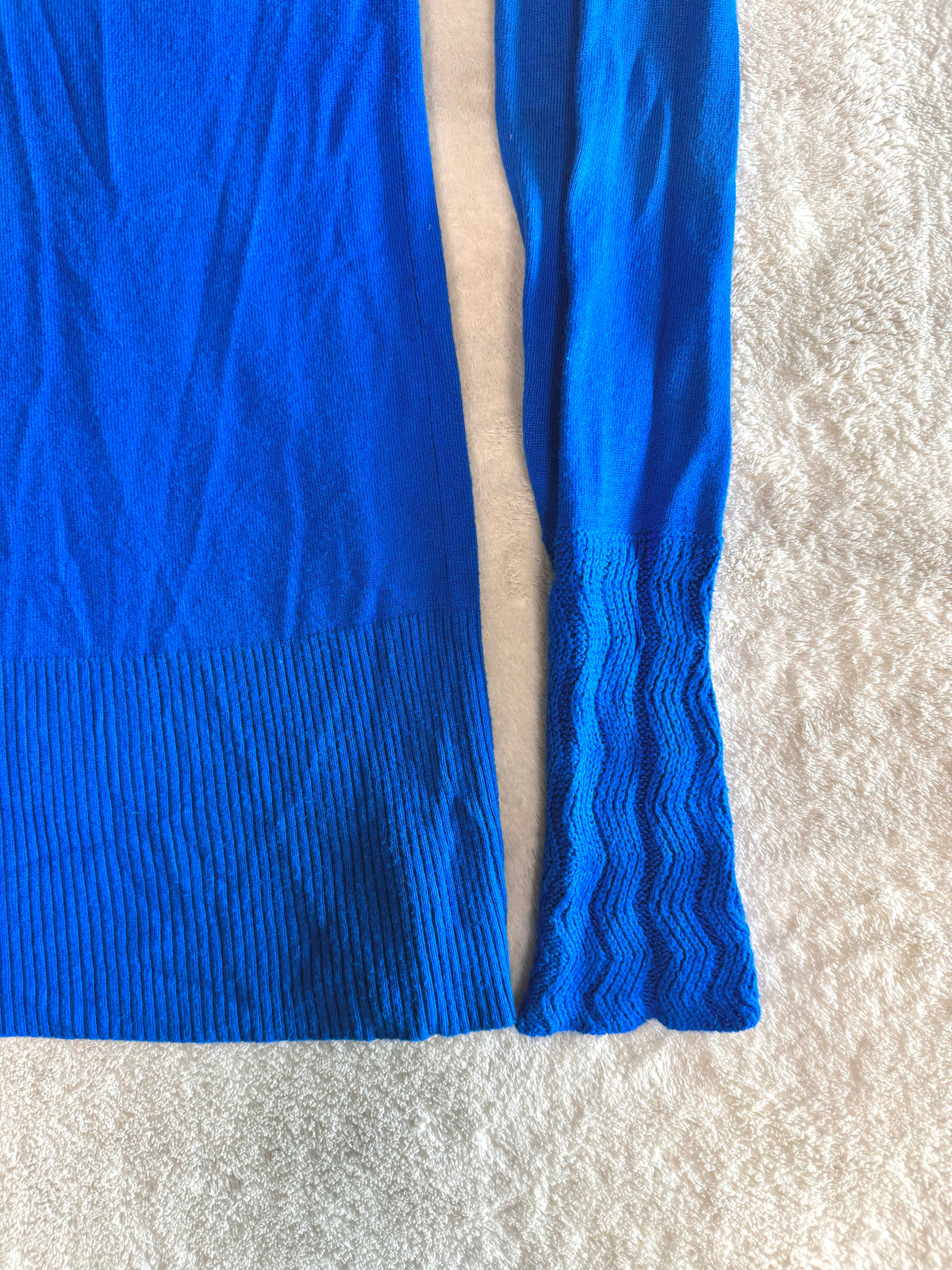 y2k vintage royal blue off shoulder fitted long sleeved top with ribbed knit detail