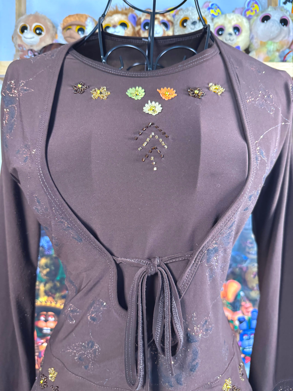 y2k vintage style brown fitted long sleeved floral layered top with ruffle tiered bottom fairycore