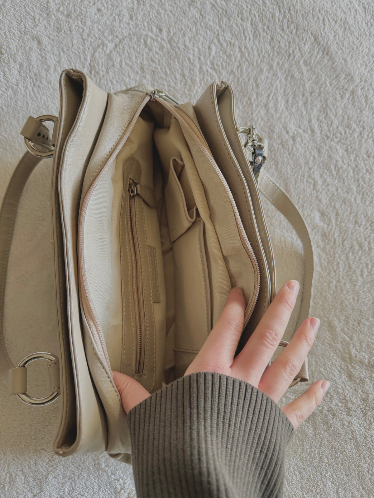 y2k vintage cream contrast stitching shoulder bag with flower charm