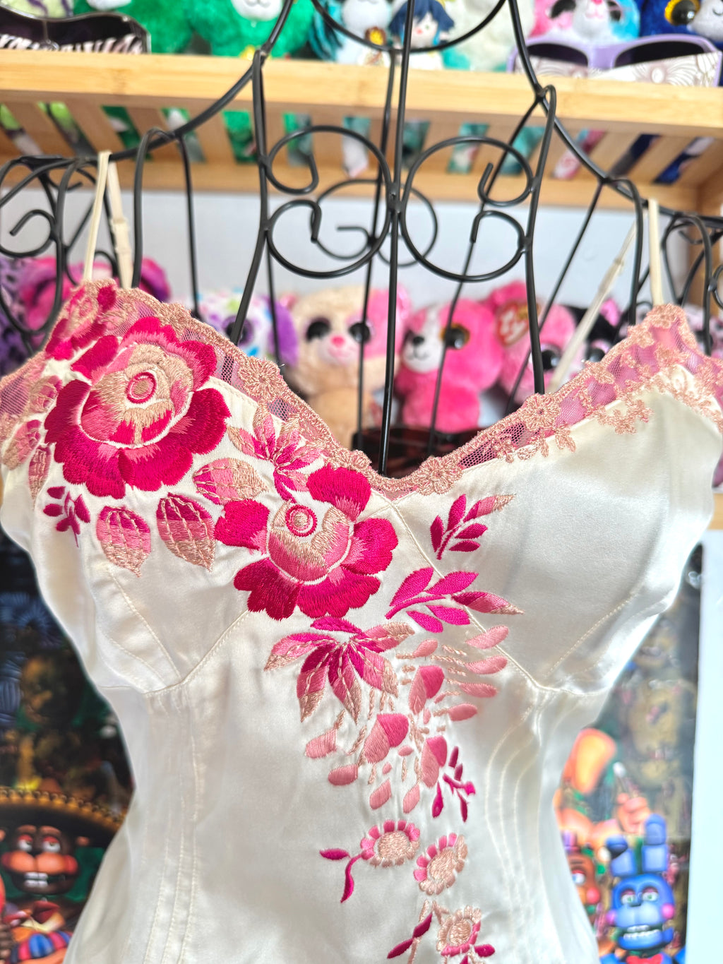 y2k vintage silk ivory white fitted cami top with pink floral embroidery