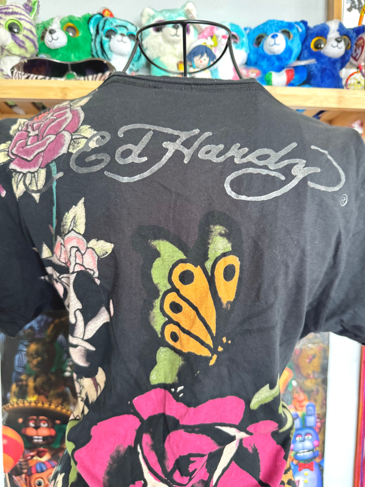 y2k vintage graphic rhinestone embellished vneck fitted tshirt