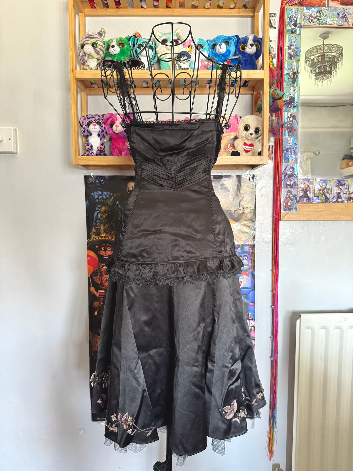 y2k vintage silk co-ord cami top and mini skirt with 3D blossoms embellished
