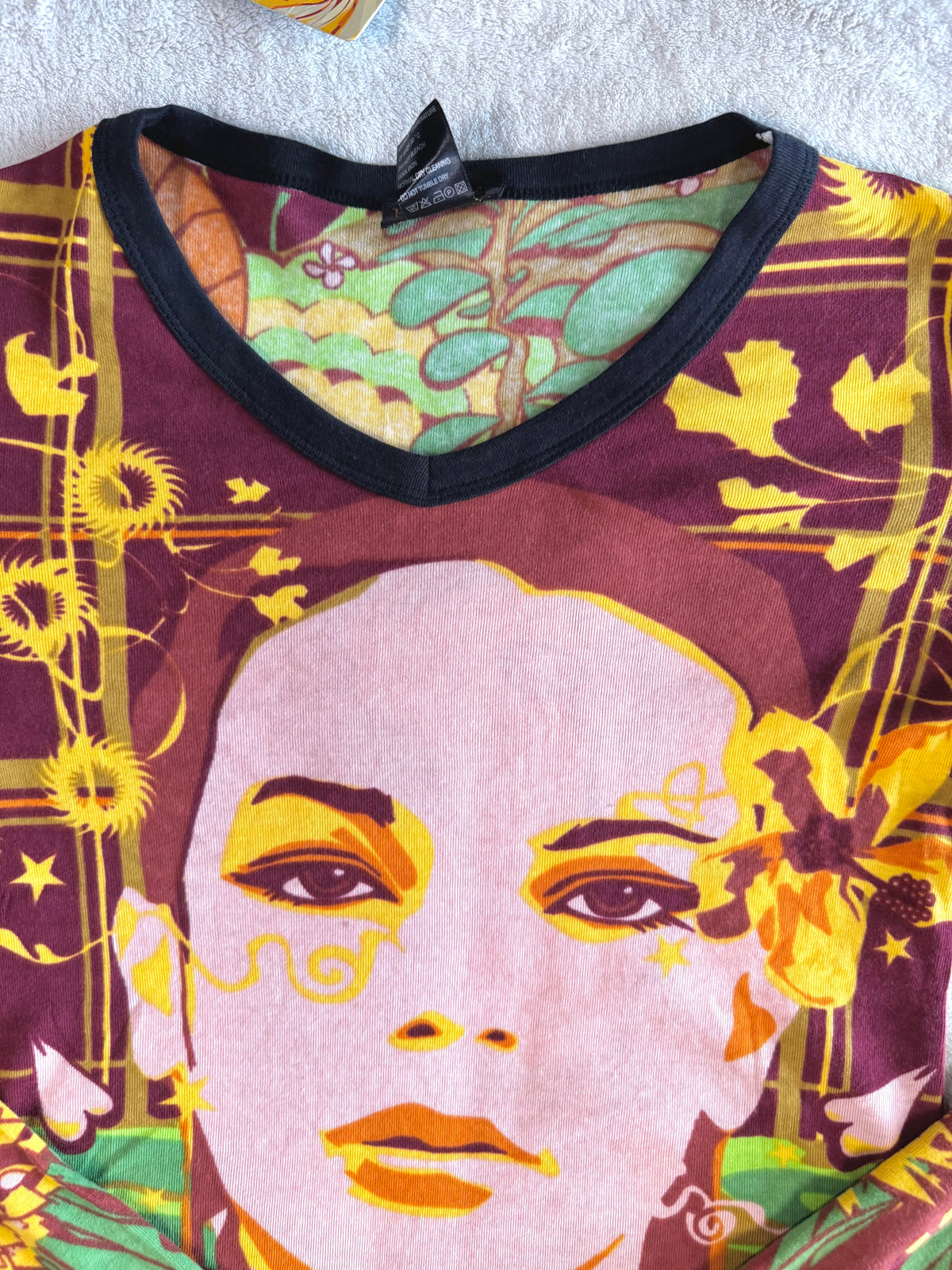 y2k vintage graphic flared sleeve deadstock hayes top