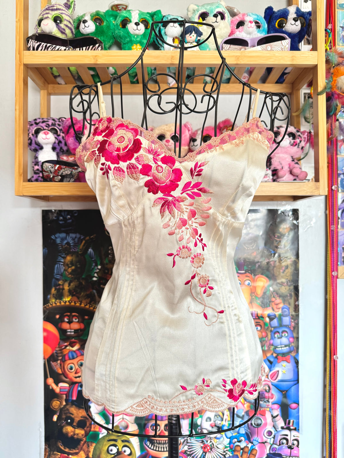 y2k vintage silk ivory white fitted cami top with pink floral embroidery