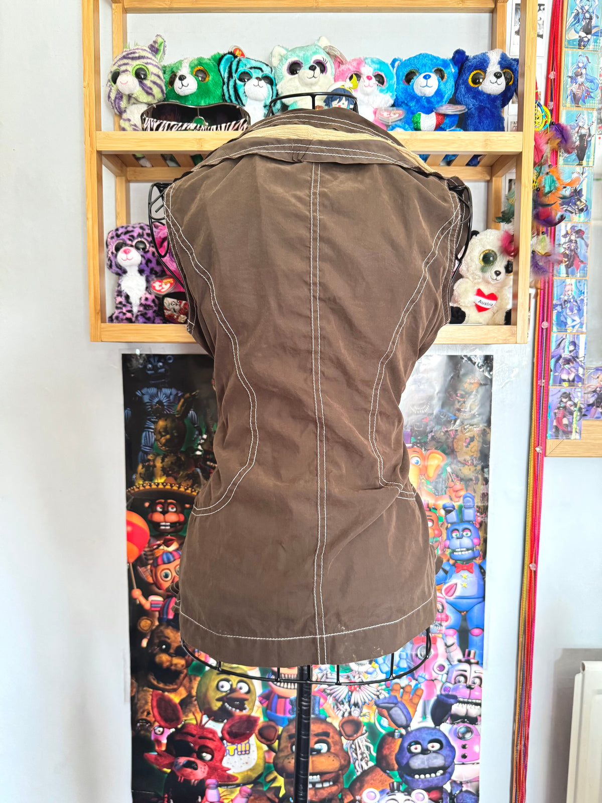 y2k vintage chocolate brown ruffled button up sleeveless vest top