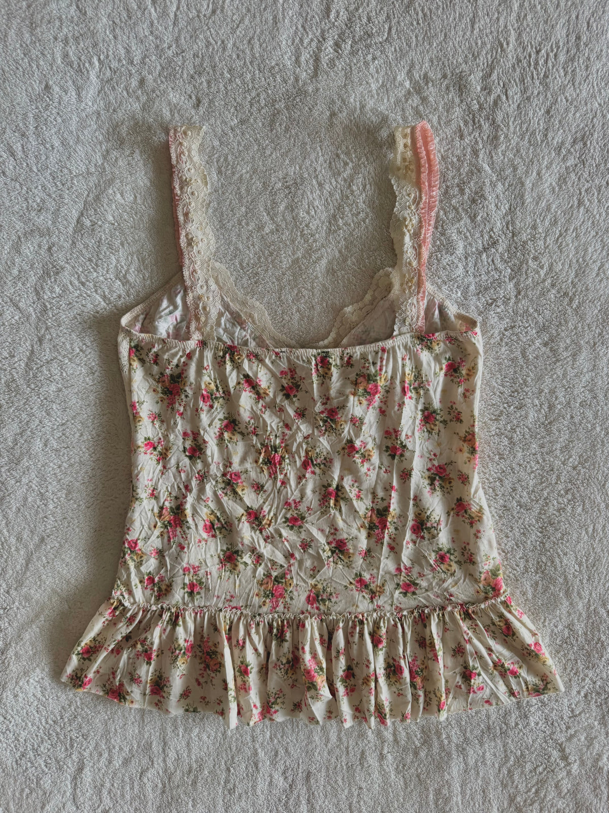 y2k vintage cream floral print sequin embellished ruffle lace trim cami top