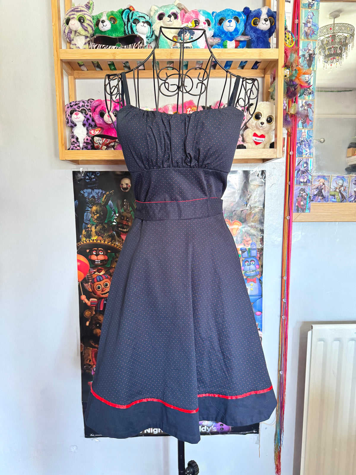 y2k vintage 50’s inspired navy blue and red polkadot tie back mini dress